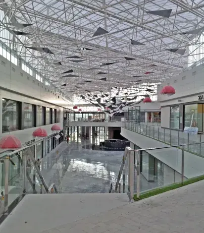 Centro Comercial Serrallo