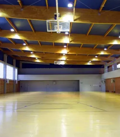 POLIDEPORTIVO EN SODUPE (VIZCAYA)