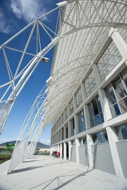 Complejo Deportivo en Tajonar