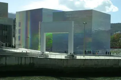 Cubos Guggenheim Hiro Yamagata