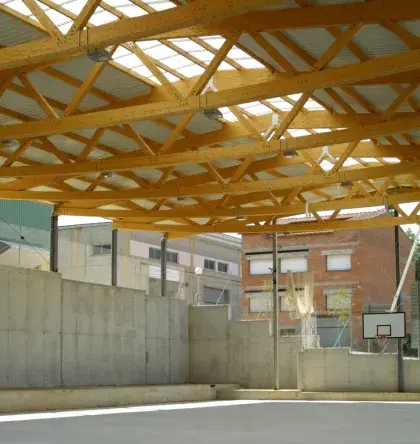 POLIDEPORTIVO EN SAN LLORENÇ DE HORTON