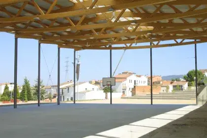 POLIDEPORTIVO EN SAN LLORENÇ DE HORTON