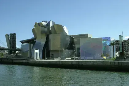 Cubos Guggenheim Hiro Yamagata