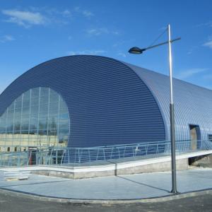 POLIDEPORTIVO EN ALMARAZ ( CÁCERES )